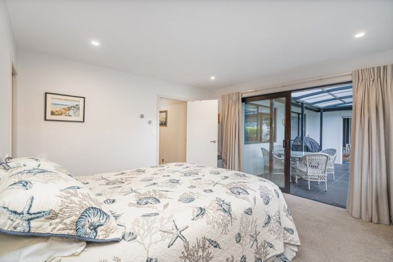 Photo of property in 1 Topping Place, Whitianga, 3510