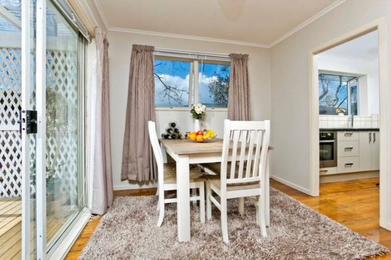 Photo of property in 1/42 Lyttelton Avenue, Forrest Hill, Auckland, 0620