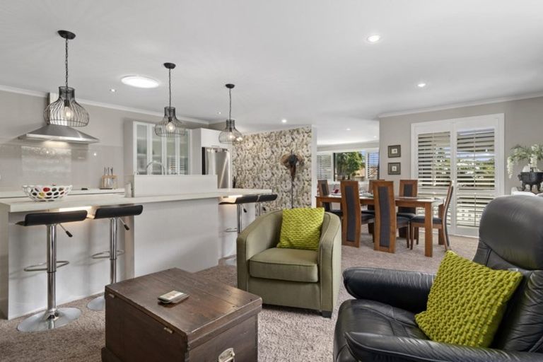 Photo of property in 21 Edwin Grove, Bethlehem, Tauranga, 3110