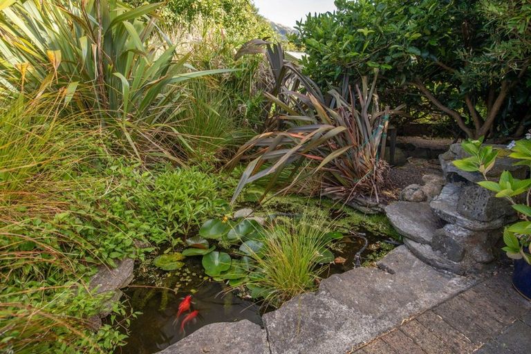 Photo of property in 31a Ranui Terrace, Tawa, Wellington, 5028