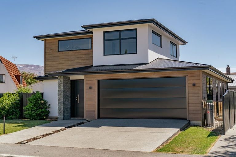 Photo of property in 28 Wicklow Street, Cromwell, 9310