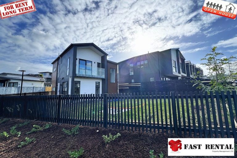Photo of property in 1 Tawatawa Street, Long Bay, Auckland, 0630