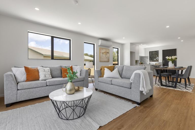 Photo of property in 1b Bellville Drive, Clendon Park, Auckland, 2103