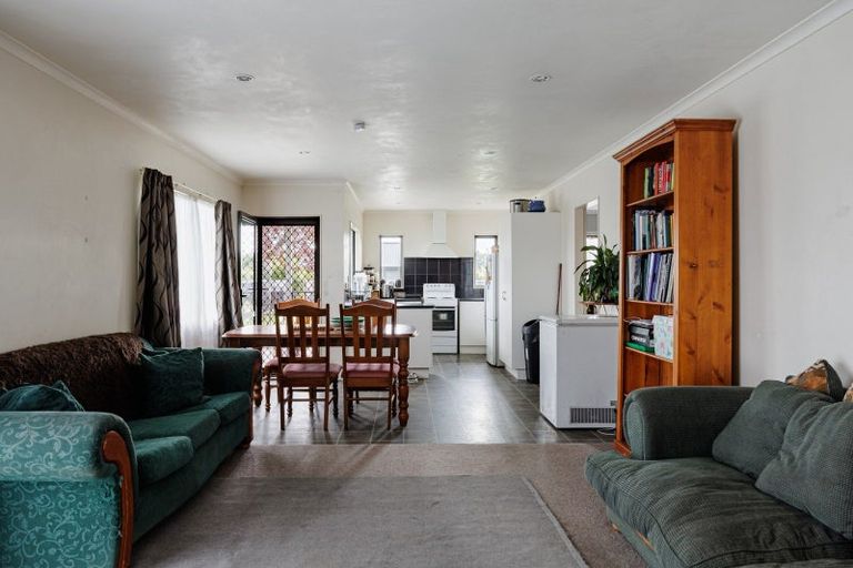 Photo of property in 1200a Beatty Place, Mayfair, Hastings, 4122