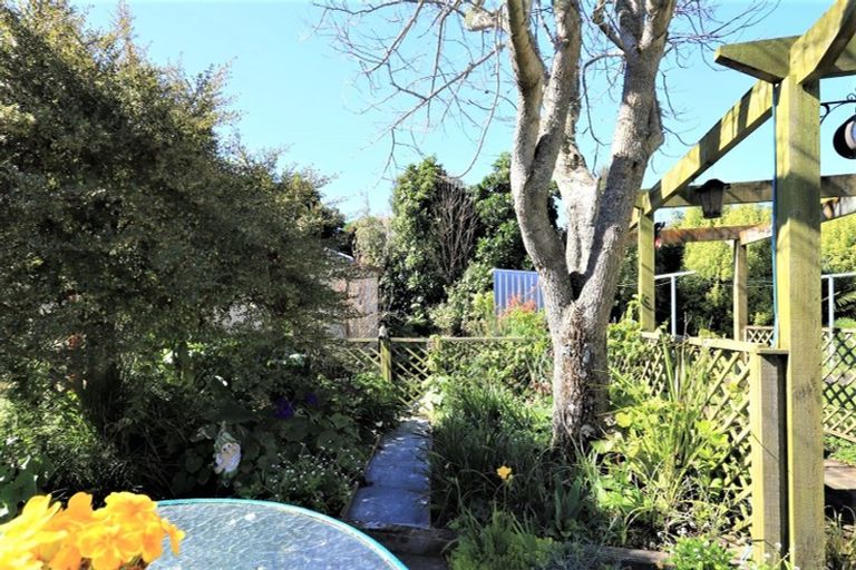 Photo of property in 85 South Road, Manaia, 4612