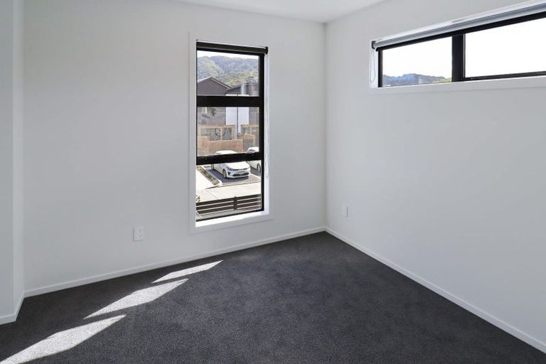 Photo of property in 10 Te Ara O Papatahi, Wainuiomata, Lower Hutt, 5014