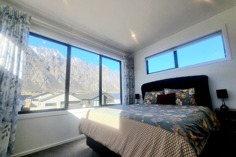 Photo of property in 6 Collie Road, Jacks Point, 9371