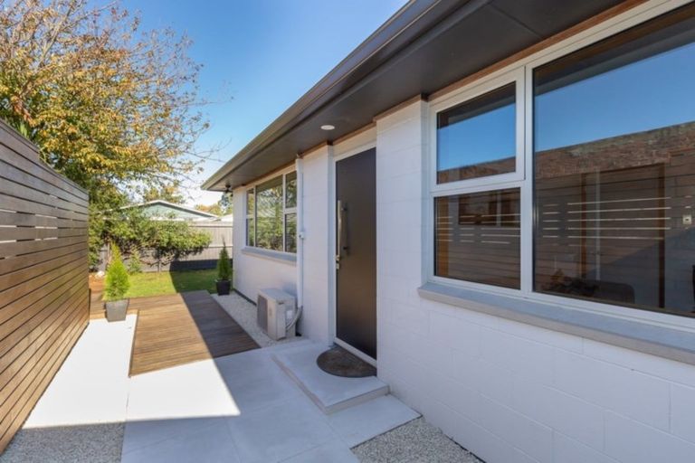 Photo of property in 2/128 Foremans Road, Islington, Christchurch, 8042