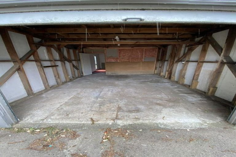 Photo of property in 19b Croft Grove, Moera, Lower Hutt, 5010