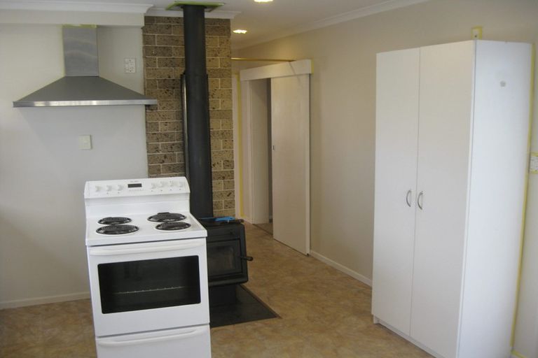 Photo of property in 14 Humphries Street, Greytown, 5712