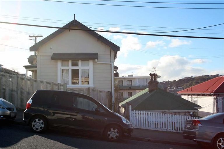 Photo of property in 14a Stoke Street, Newtown, Wellington, 6021
