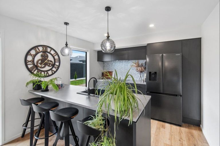 Photo of property in 7 Avanda Avenue, Rolleston, 7615