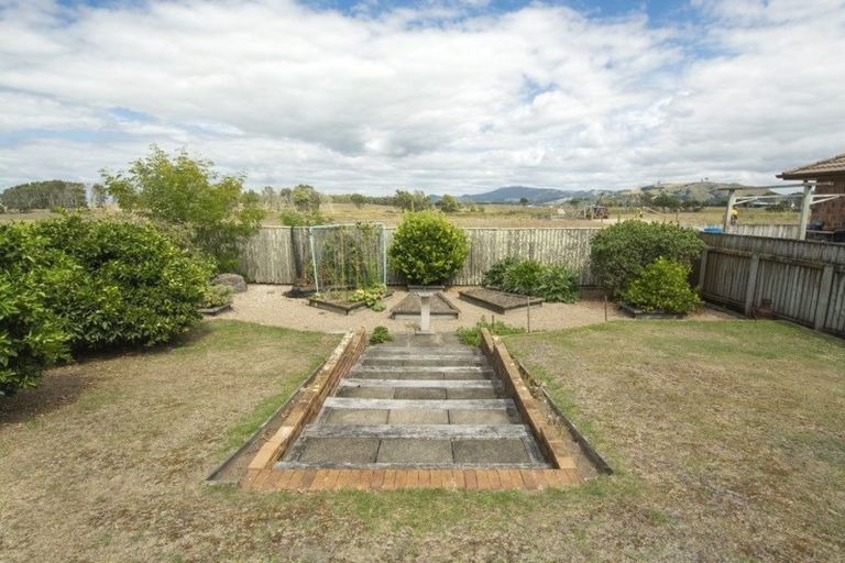 Photo of property in 76 Simpson Road, Papamoa Beach, Papamoa, 3118