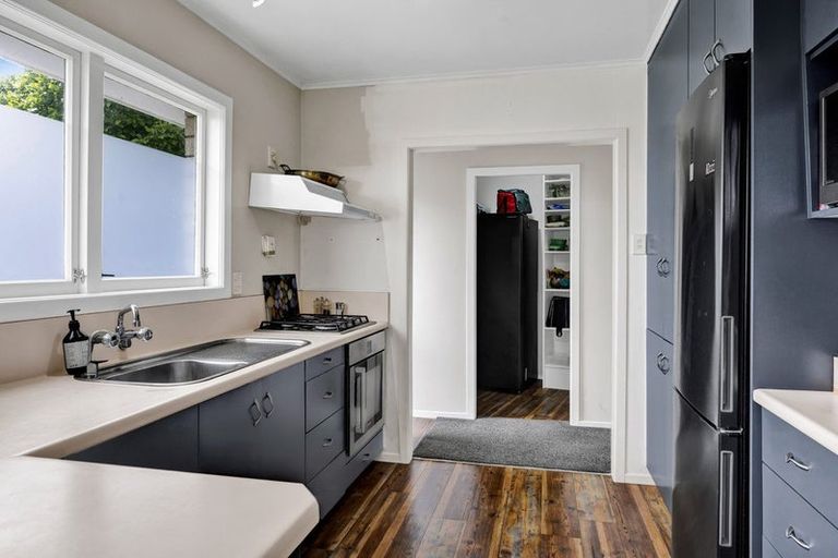 Photo of property in 3 Cowling Road, Hurdon, New Plymouth, 4310