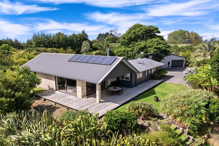 Photo of property in 8 Pine Ridge Lane, Aongatete, Katikati, 3181