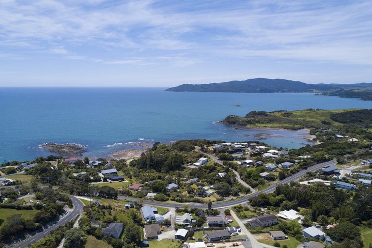 Photo of property in 300 State Highway 10, Cable Bay, 0420