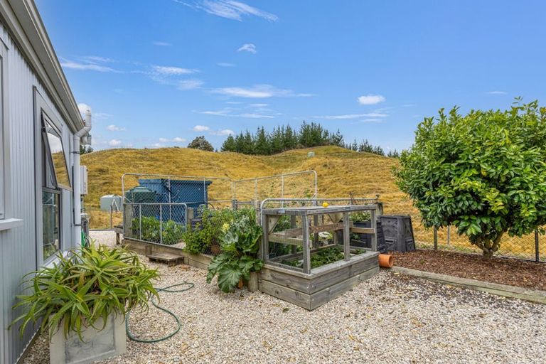 Photo of property in 135 Bensemann Road, Upper Moutere, 7175