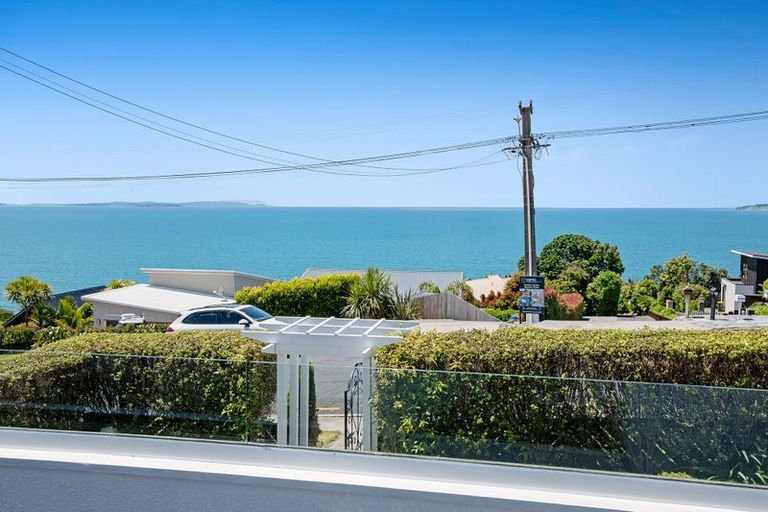 Photo of property in 1/6 Duncansby Road, Stanmore Bay, Whangaparaoa, 0932