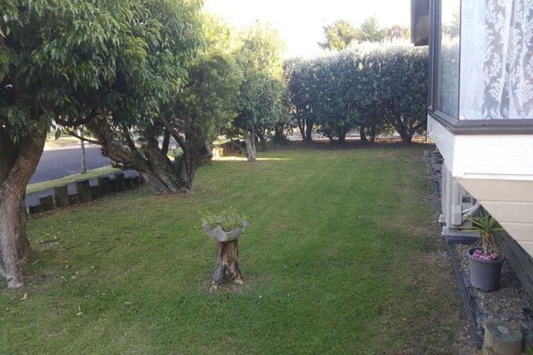 Photo of property in 55 Gilbass Avenue, Hamilton Lake, Hamilton, 3204