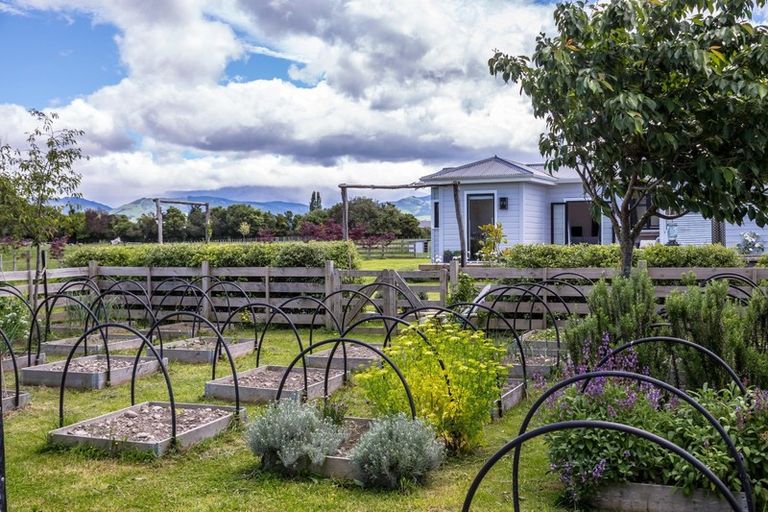 Photo of property in 32 Otawa Drive, West Taratahi, Masterton, 5887