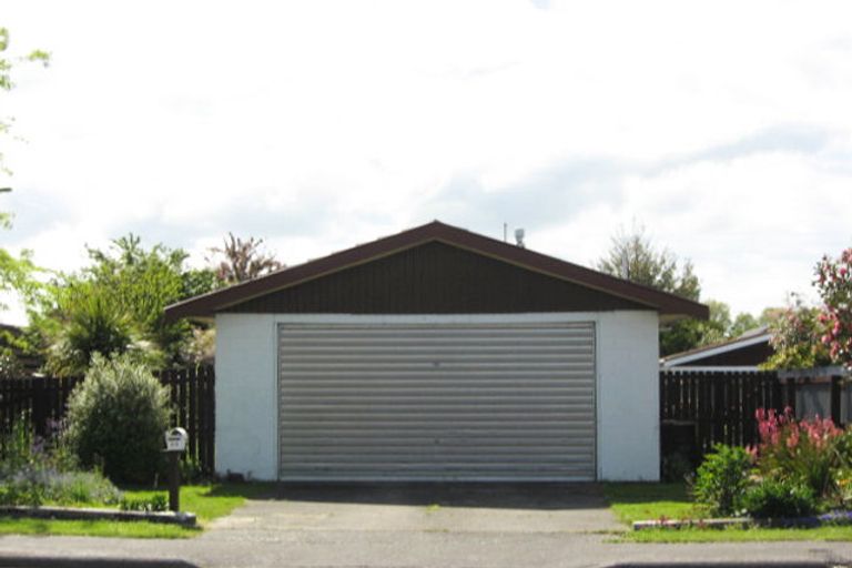 Photo of property in 20 Bush Street, Rangiora, 7400