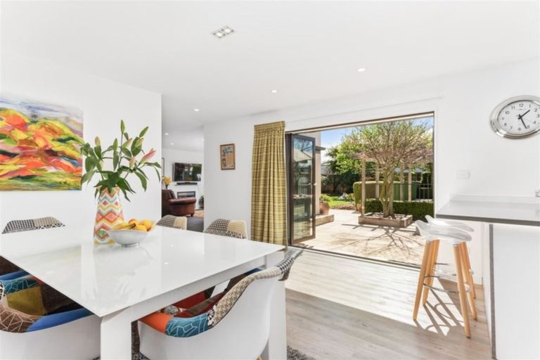 Photo of property in 24 Ruby Avenue, Northwood, Christchurch, 8051