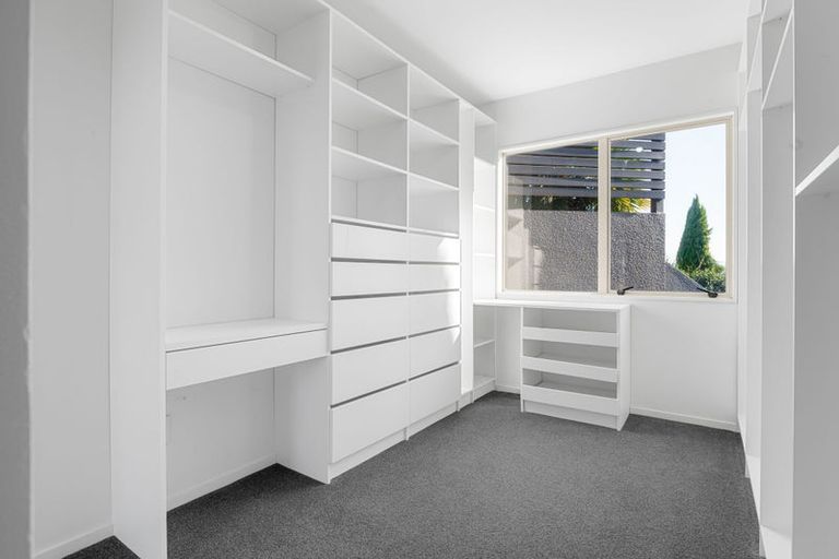 Photo of property in 10 Strata View, Western Heights, Hamilton, 3200