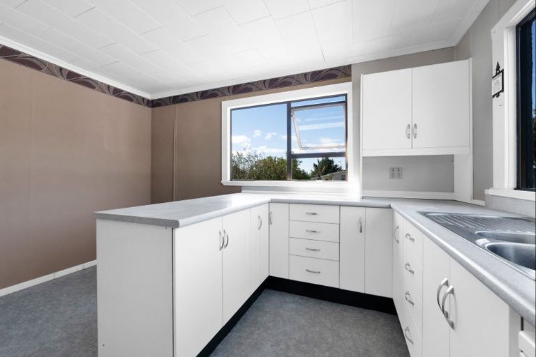 Photo of property in 16 Glasgow Street, Hawera, 4610