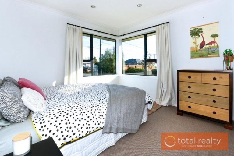 Photo of property in 18 Santa Rosa Avenue, Halswell, Christchurch, 8025