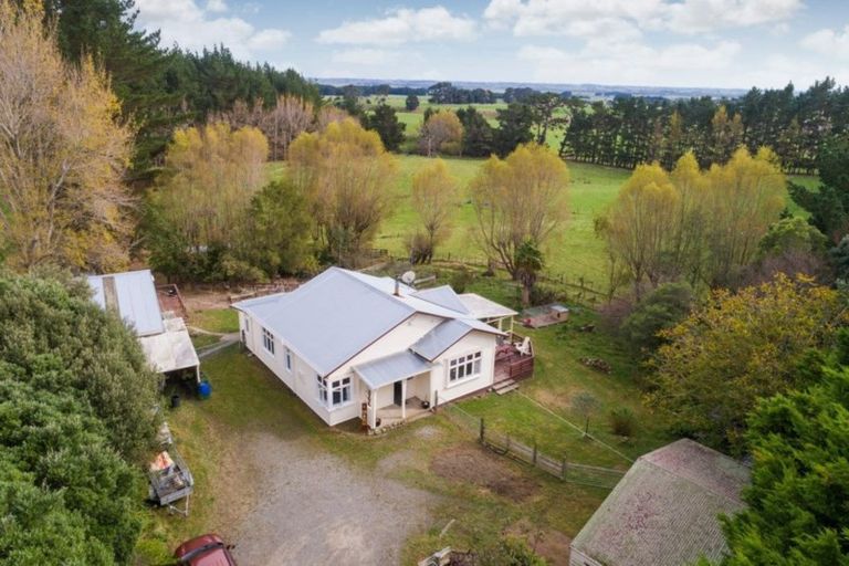 Photo of property in 360 Scotts Road, Linton, Palmerston North, 4472
