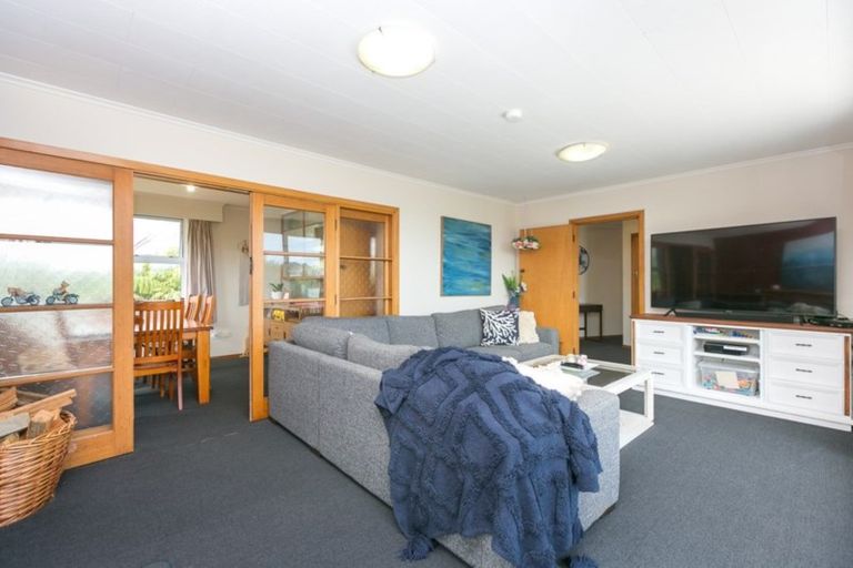Photo of property in 7b Penrith Street, Westown, New Plymouth, 4310