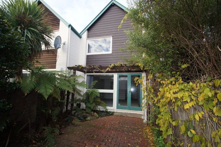 Photo of property in 2/73 Tennyson Street, Sydenham, Christchurch, 8023