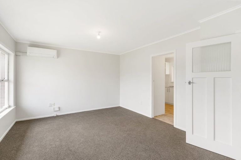 Photo of property in 3/28 Hemi Street, Narrow Neck, Auckland, 0622