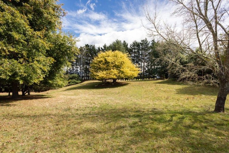 Photo of property in 77 Maunga Road, Dannevirke, 4976