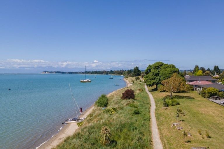 Photo of property in 107 Trewavas Street, Motueka, 7120