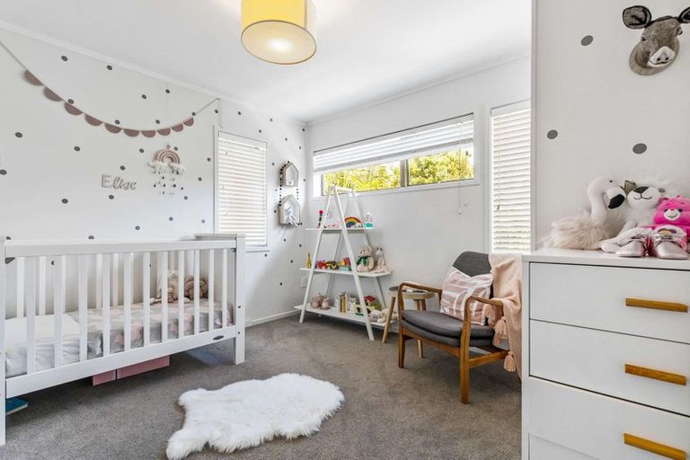 Photo of property in 12 Pine Terrace, Howick, Auckland, 2014