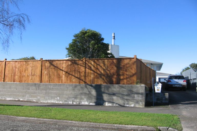 Photo of property in 32 Holdsworth Avenue, Milson, Palmerston North, 4414