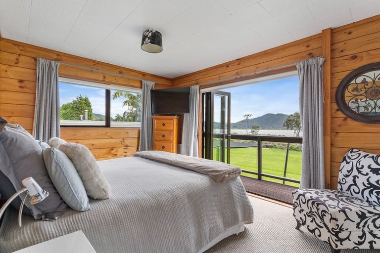 Photo of property in 65 Tangiteroria Lane, Pauanui, Hikuai, 3579