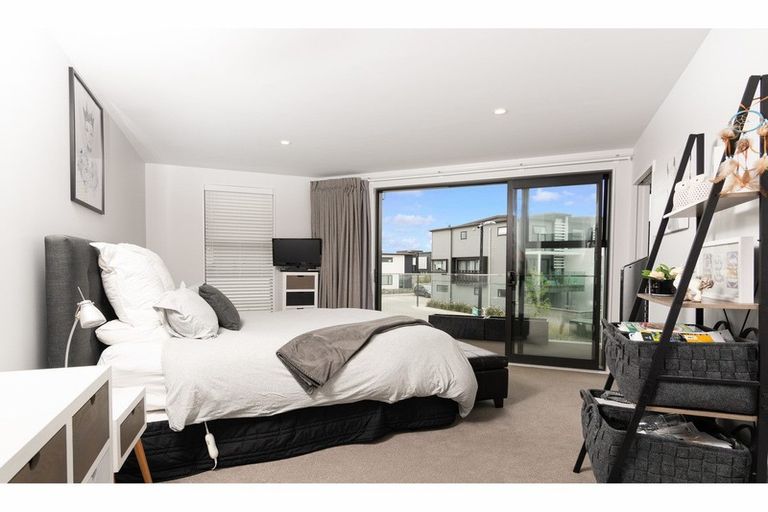 Photo of property in 18 Pottery Crescent, Hobsonville, Auckland, 0618