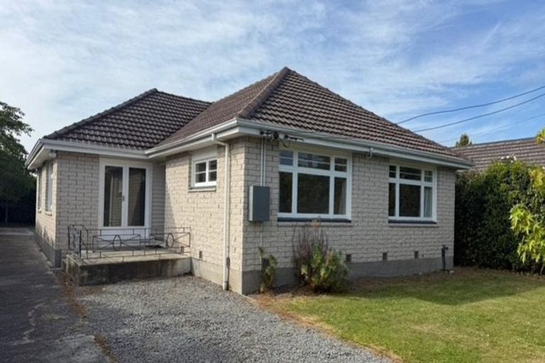 Photo of property in 25 Lothian Street, Ilam, Christchurch, 8041