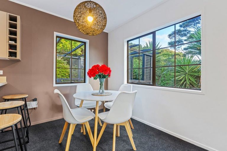 Photo of property in 61 Pemberton Avenue, Bayview, Auckland, 0629