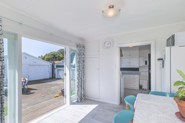 Photo of property in 5 Norfolk Street, Levin, 5510
