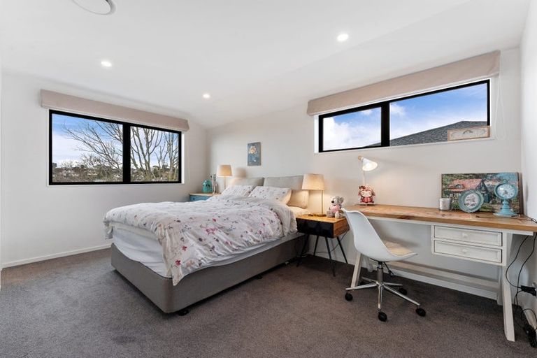 Photo of property in 116d Oaktree Avenue, Browns Bay, Auckland, 0630