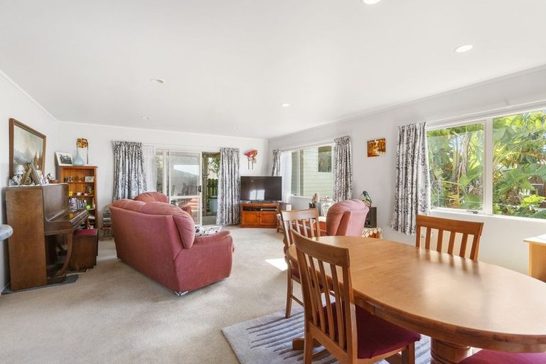 Photo of property in 43c Rawhiti Road, Manly, Whangaparaoa, 0930