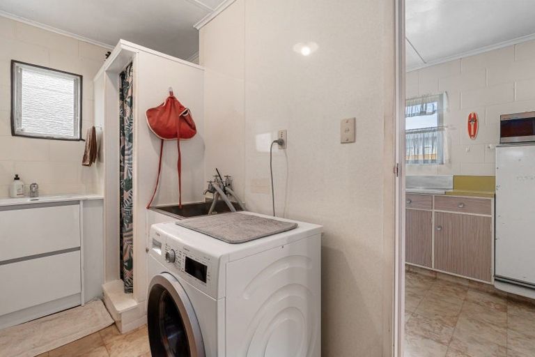 Photo of property in 92 Valley Road, Mount Maunganui, 3116