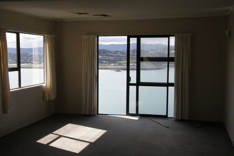 Photo of property in 81 View Road, Houghton Bay, Wellington, 6023