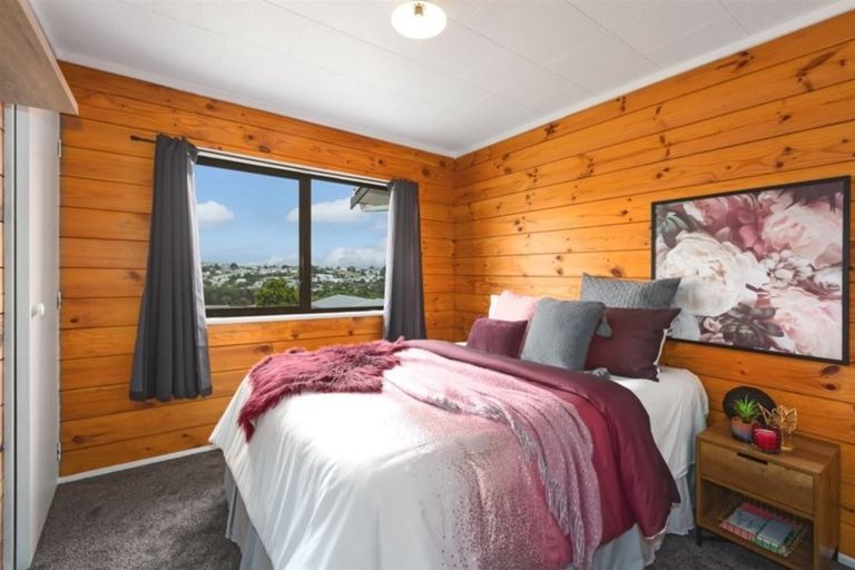 Photo of property in 2 Garboard Lane, Whitby, Porirua, 5024