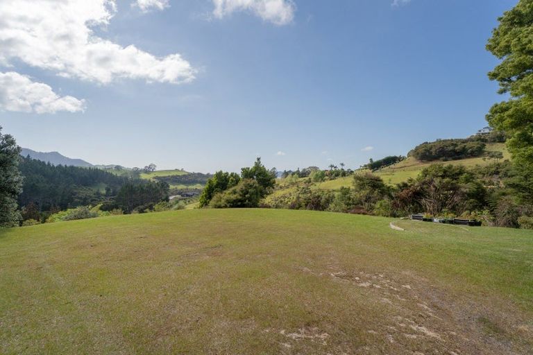 Photo of property in 22 Spikes Way, Whitianga, 3510