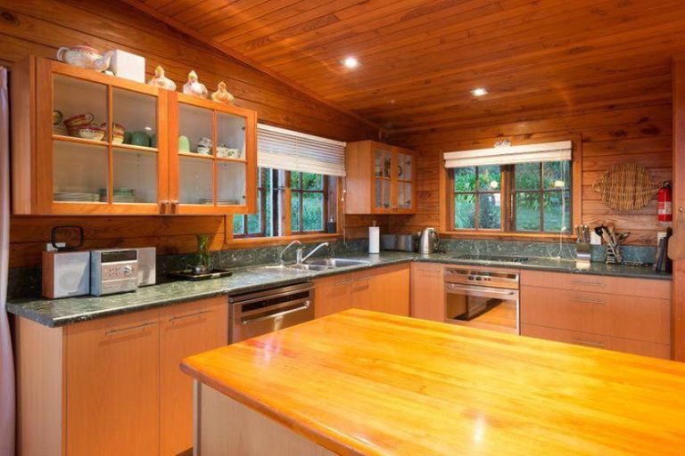 Photo of property in 105a Te Wahapu, Russell, 0272