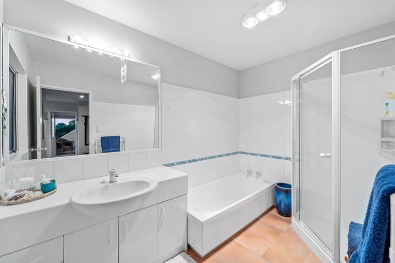 Photo of property in 1/8 Fenwick Avenue, Milford, Auckland, 0620